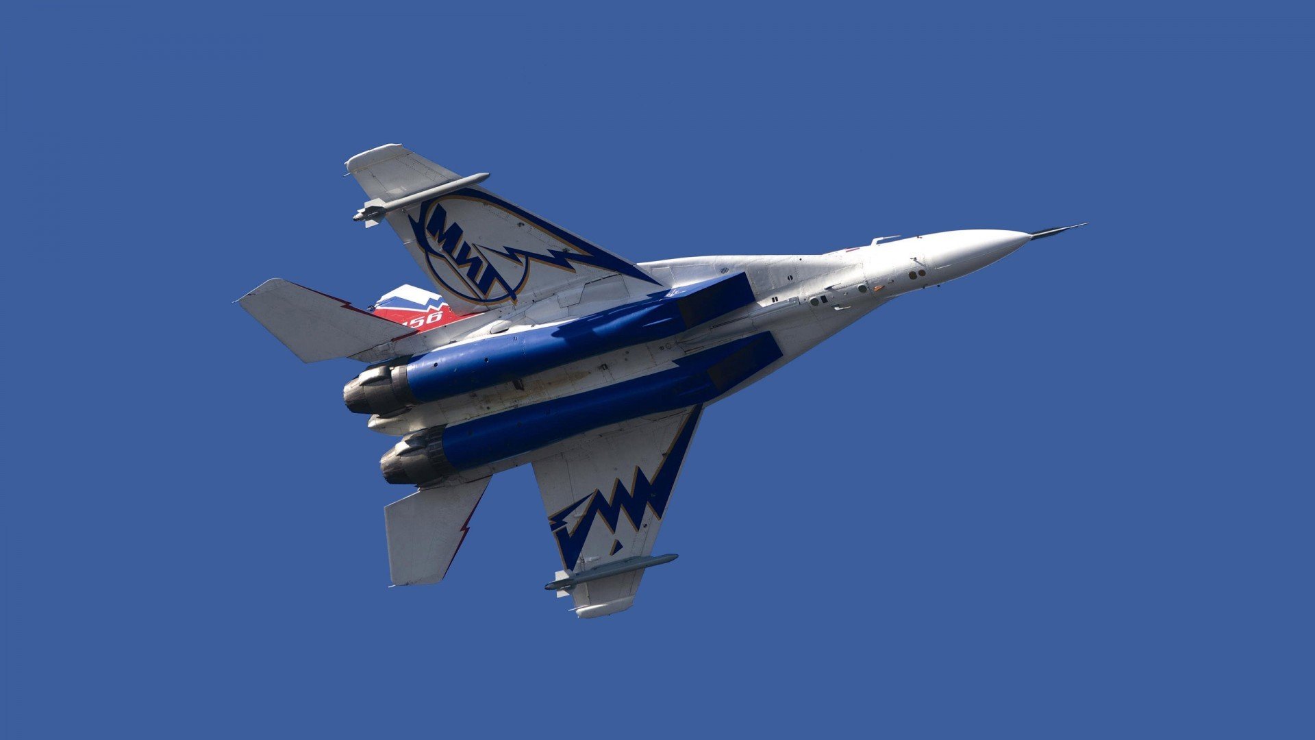 利兹联主场失利，连战连败令球迷担忧，利兹联集锦