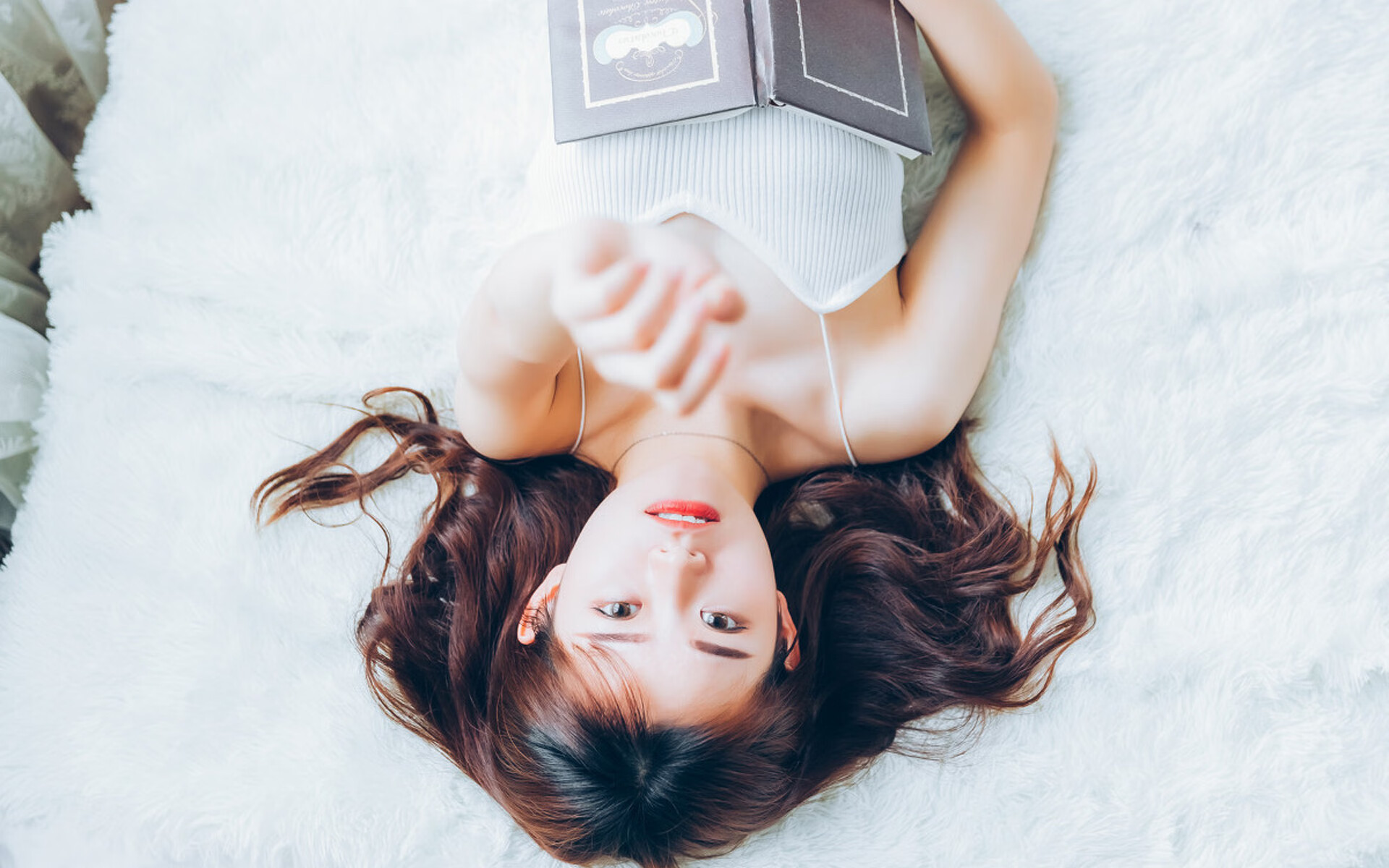 中前场三角结构形成技术碾压，前场中场后场