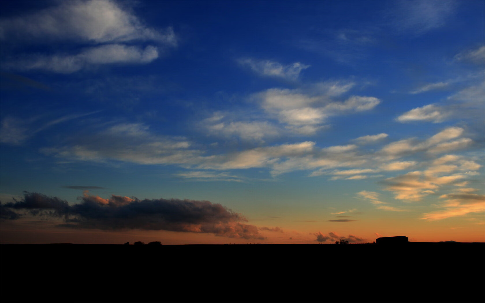 山东泰山迎来挑战中超联赛,中超山东泰山首发